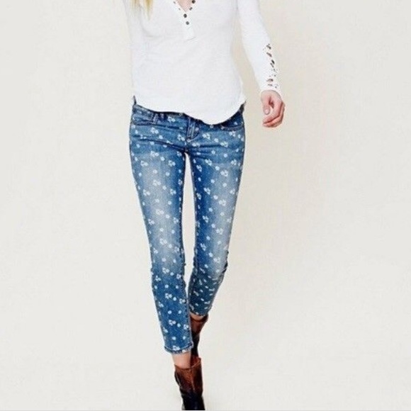 Free People Denim - Free People Flower Ankle Jeans